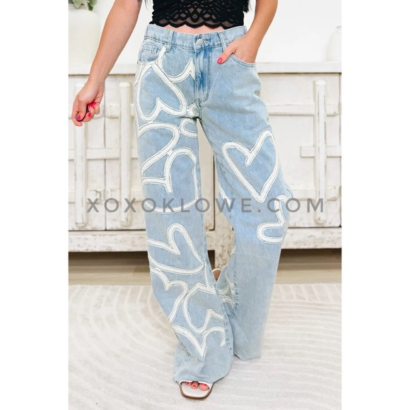 Oli & Hali Denim - Oli & Hali Washed Heart Patched Straight Leg Jeans